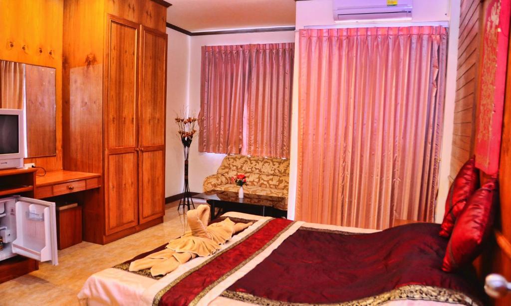 Sabaidee Patong Guesthouse Room photo